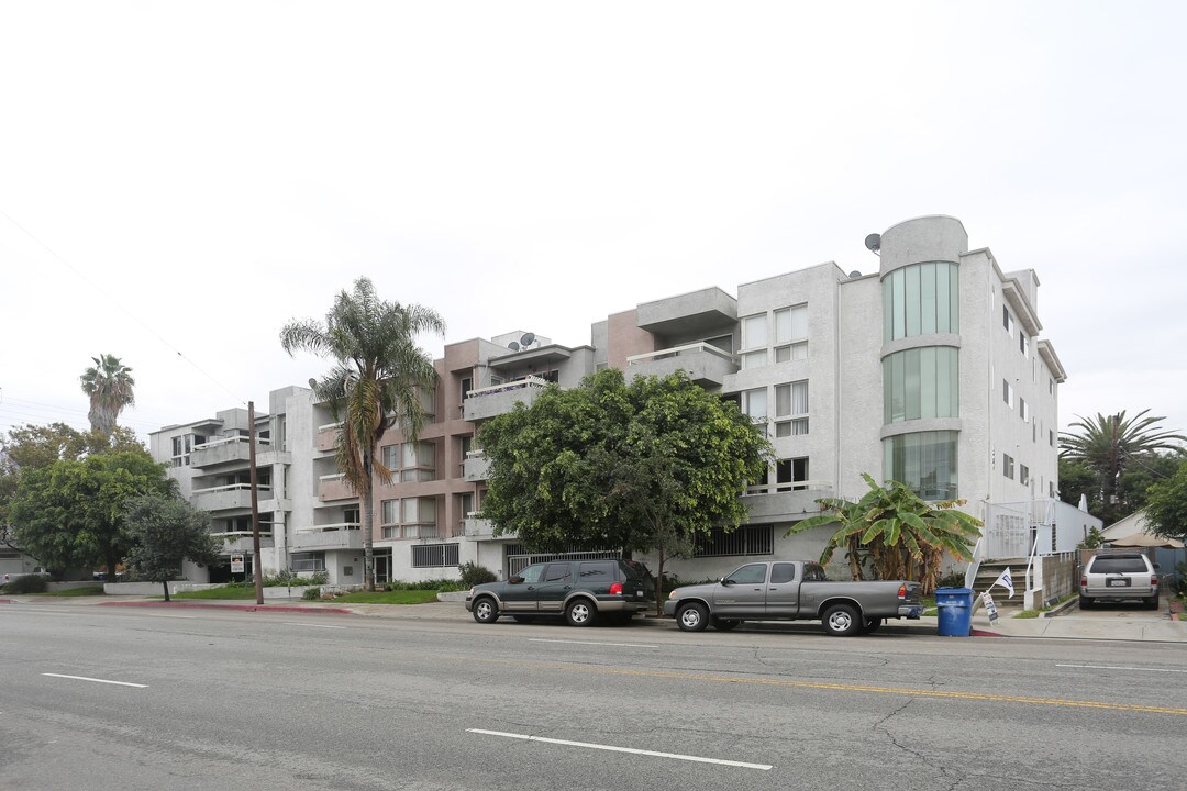 10720 Palms Apartments in Los Angeles, CA - Foto de edificio