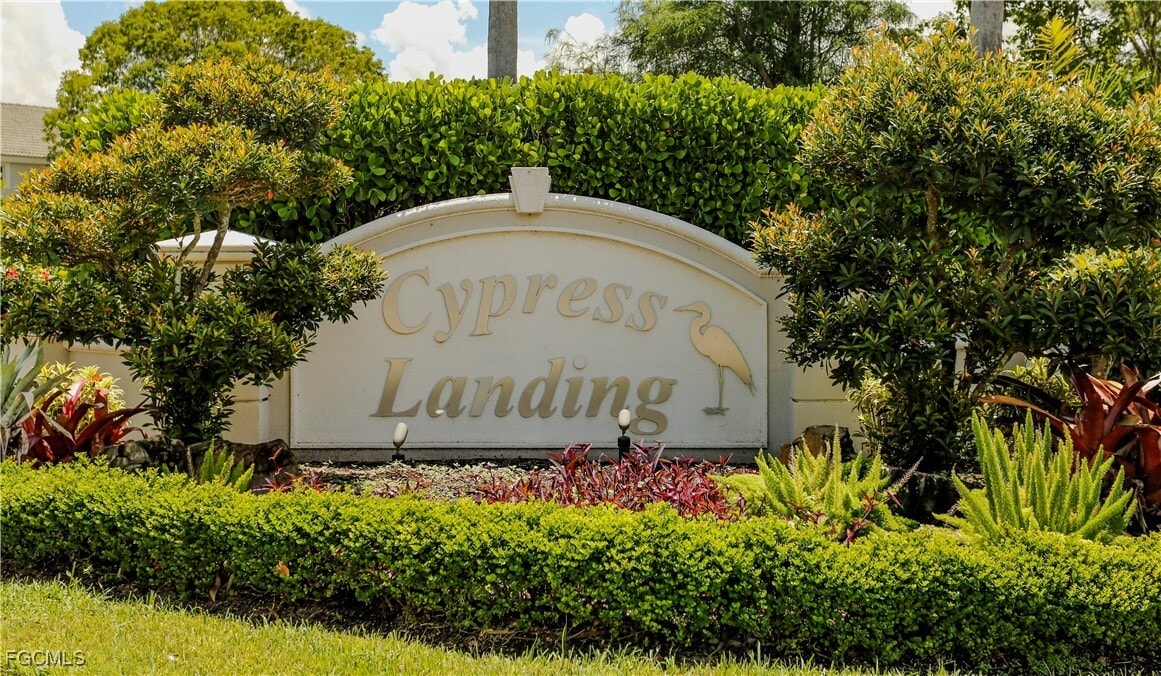 8015 Casa Palermo Cir in Ft. Myers, FL - Building Photo