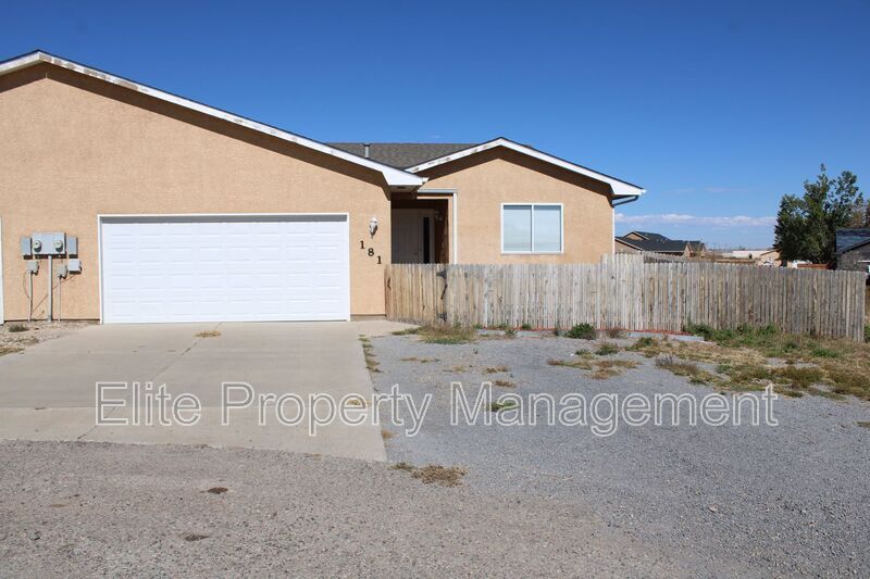 181 S Stardust Ct in Pueblo West, CO - Building Photo