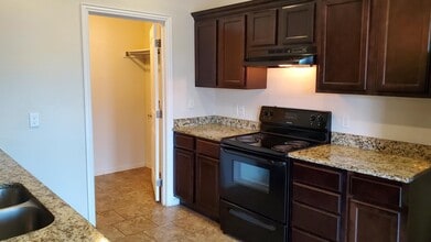 3621 Scarlet Ln in Enid, OK - Building Photo - Building Photo