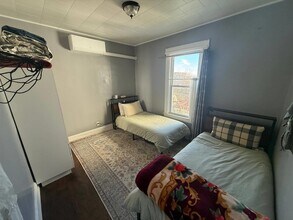 861 Montgomery St in Linden, NJ - Building Photo - Building Photo