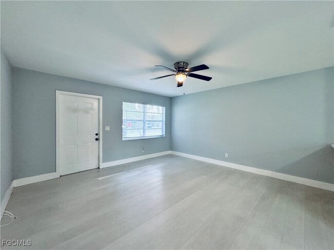 13926 Matanzas Dr in Ft. Myers, FL - Building Photo - Building Photo