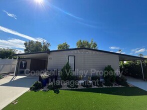 421 S Paseo Laredo in Cathedral City, CA - Building Photo - Building Photo
