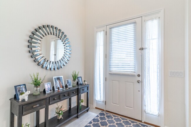 2721 Chantilly Ave in Kissimmee, FL - Building Photo - Building Photo