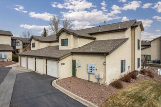 Arbors at Mountain Shadows in Colorado Springs, CO - Building Photo - Building Photo
