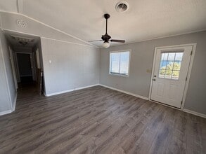602 Clam Shell Dr in Kill Devil Hills, NC - Building Photo - Building Photo