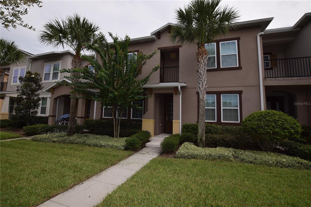 8631 Via Trieste Dr in Windermere, FL - Building Photo