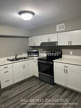 740 W Wood St in Troy, MO - Building Photo - Building Photo