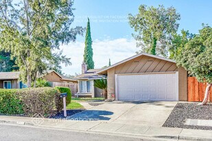 341 Amber Ave in Vallejo, CA - Building Photo