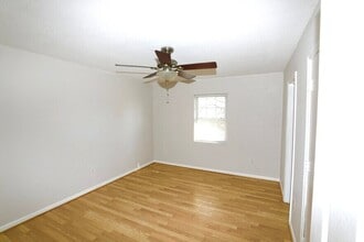 4419-4425 Lela Ave NE in Roanoke, VA - Building Photo - Building Photo