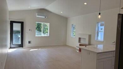 2022 N 12th St in Coeur d'Alene, ID - Building Photo - Building Photo