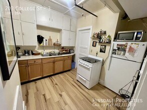 203 College St-Unit -3 in Burlington, VT - Building Photo - Building Photo