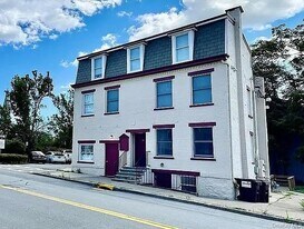 51 Greenwich Ave in Goshen, NY - Building Photo