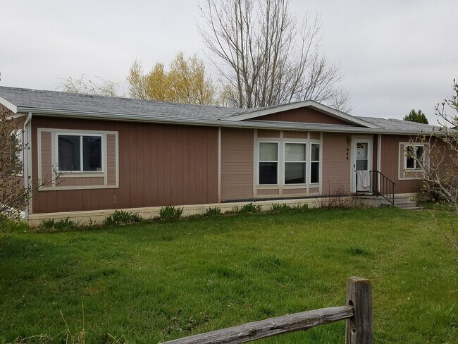property at 649 Linda Ln