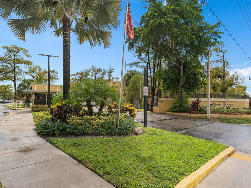 Cypress Grove in Lauderhill, FL - Building Photo