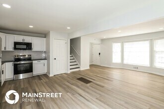 1212 SE Briarcroft St in Lee's Summit, MO - Foto de edificio - Building Photo