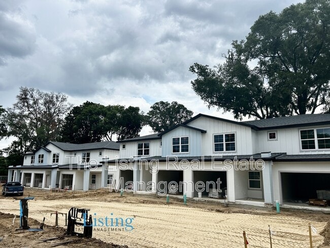 1545 E Fort King St in Ocala, FL - Building Photo - Building Photo