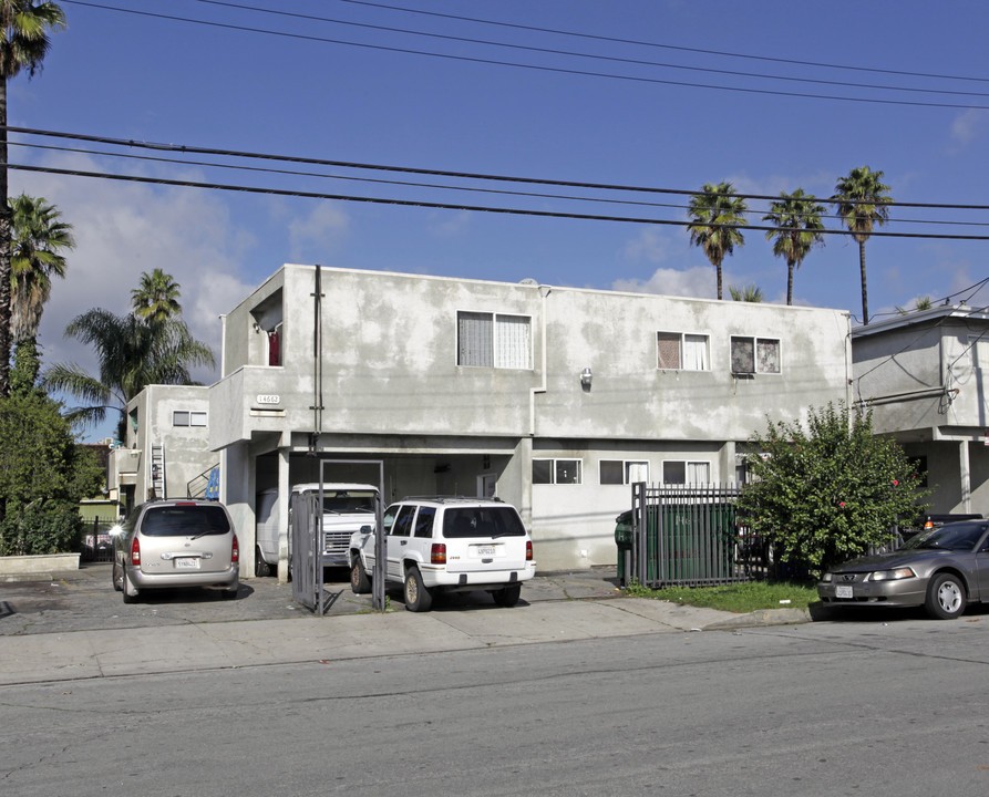 14662 Hubbard Ave in San Fernando, CA - Building Photo