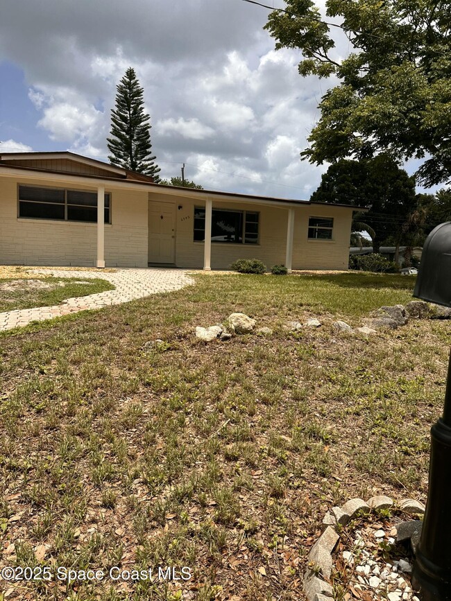 property at 2542 Leewood Blvd