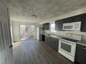 12 Devereux Ave in Providence, RI - Building Photo - Building Photo