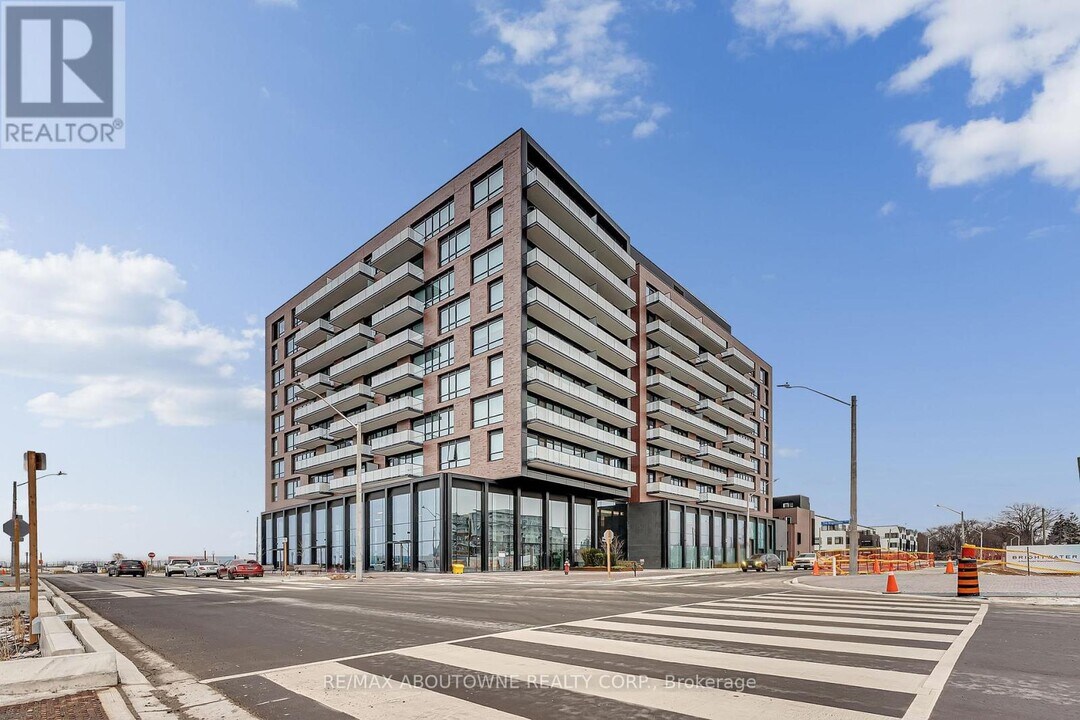 251 Masonry Wy in Mississauga, ON - Building Photo