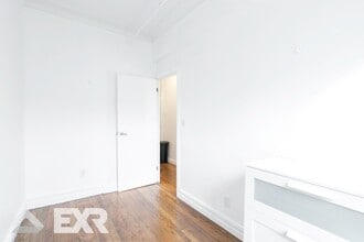 401 Hancock St in Brooklyn, NY - Foto de edificio - Building Photo