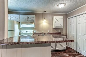 801 Naylor Ave, Unit E41 in Murfreesboro, TN - Building Photo - Building Photo