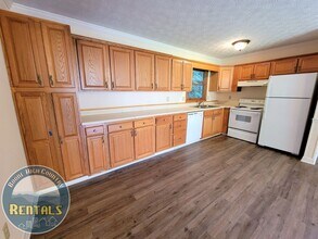 210 Cody Ln in Vilas, NC - Building Photo - Building Photo