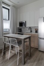3929 Pine Street in Philadelphia, PA - Building Photo - Interior Photo