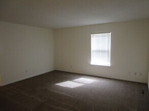 2409-2411 Northampton Dr-Unit -2411 Northampton Dr. in Columbia, MO - Building Photo - Building Photo