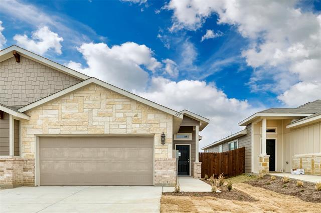 705 Fallow Dr in Venus, TX - Building Photo - Building Photo