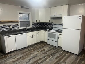 17 Ontario Ave, Unit 17 in Dracut, MA - Building Photo - Building Photo