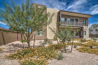 1037 S Farmer Ave in Tempe, AZ - Building Photo - Building Photo