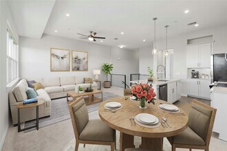 12001 Vista Parke Dr, Unit 702 in Austin, TX - Building Photo - Building Photo