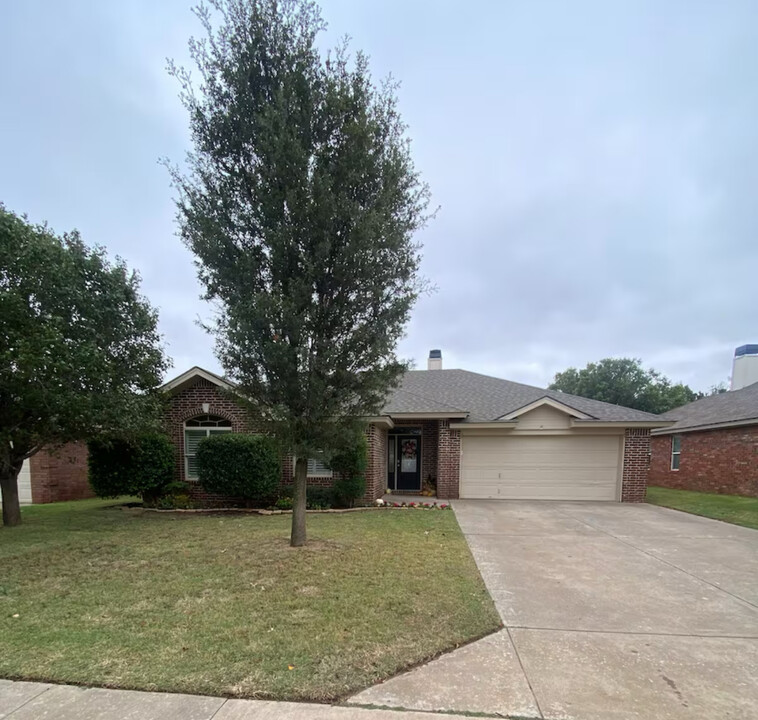 3007 103rd St in Lubbock, TX - Building Photo