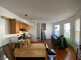 58 Mansfield St, Unit 1 in Boston, MA - Building Photo