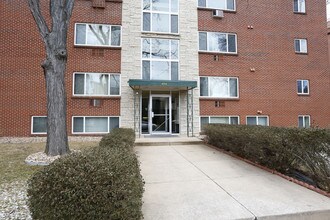 Imperial House Apartments in Boulder, CO - Foto de edificio - Building Photo