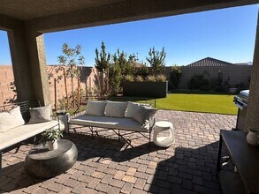 10114 Blue Cereus St in Las Vegas, NV - Building Photo - Building Photo