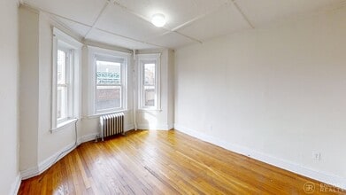 1175 Boylston St in Boston, MA - Foto de edificio - Building Photo