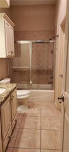 800 Sunset Dr in McAllen, TX - Building Photo - Building Photo