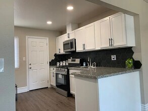 134 Starr Ave in Turlock, CA - Building Photo - Building Photo