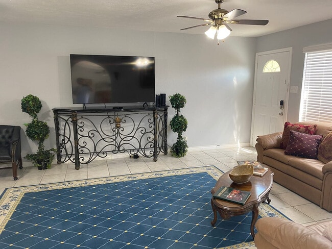 property at 5013 Wingfoot Ln