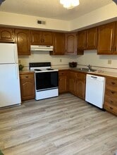 203 S 16th St in Beatrice, NE - Building Photo - Building Photo