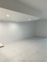 5117 Society Pl W in West Palm Beach, FL - Building Photo