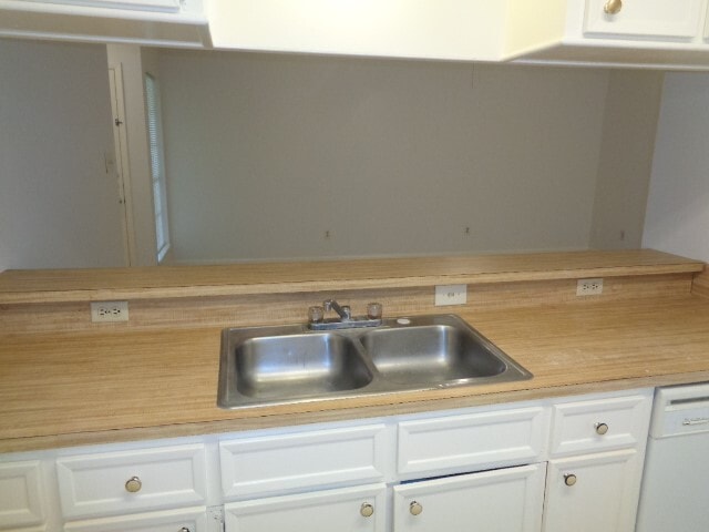 property at 1616 Hazelwood St