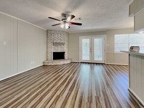 8322 Autumn Willow Dr in Tomball, TX - Building Photo - Building Photo