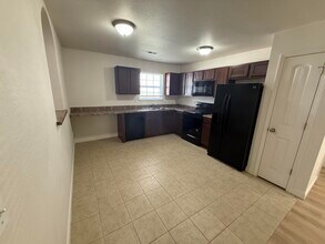 7382 Noah Ct in Columbia, MO - Building Photo - Building Photo