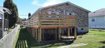 327 Myers Ave in Beckley, WV - Building Photo