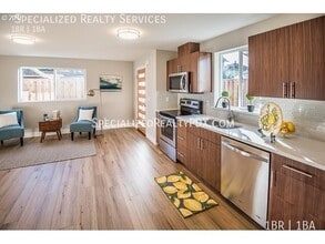 1414 SE Franklin St in Portland, OR - Building Photo - Building Photo