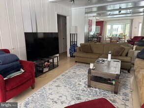 1708 N Roosevelt St in Arlington, VA - Building Photo - Building Photo